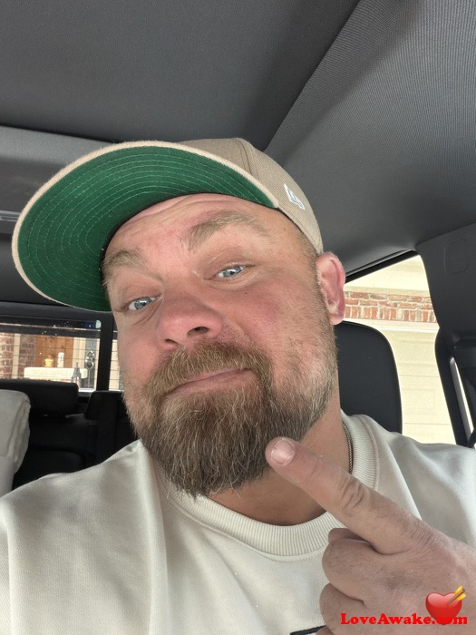 Camcanuck American Man from Billings