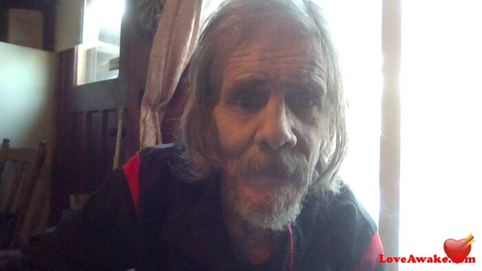6sprout99 Canadian Man from Kingston