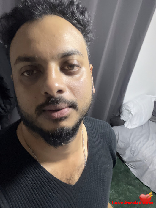 raveensri Sri Lankan Man from Kandana