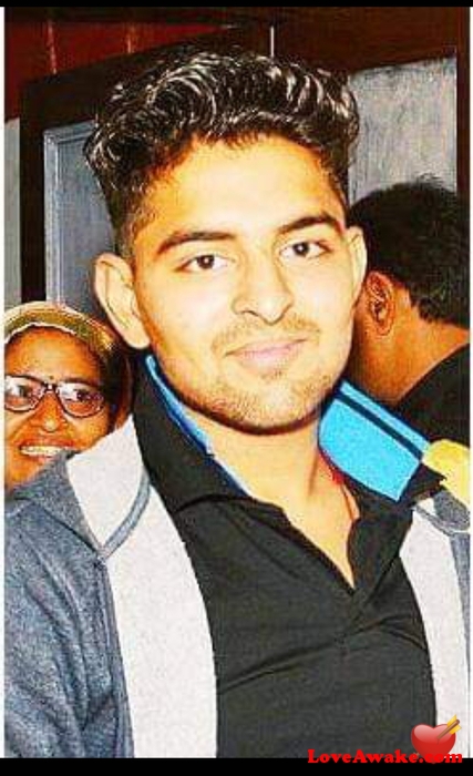 Hunter8642 Indian Man from New Delhi