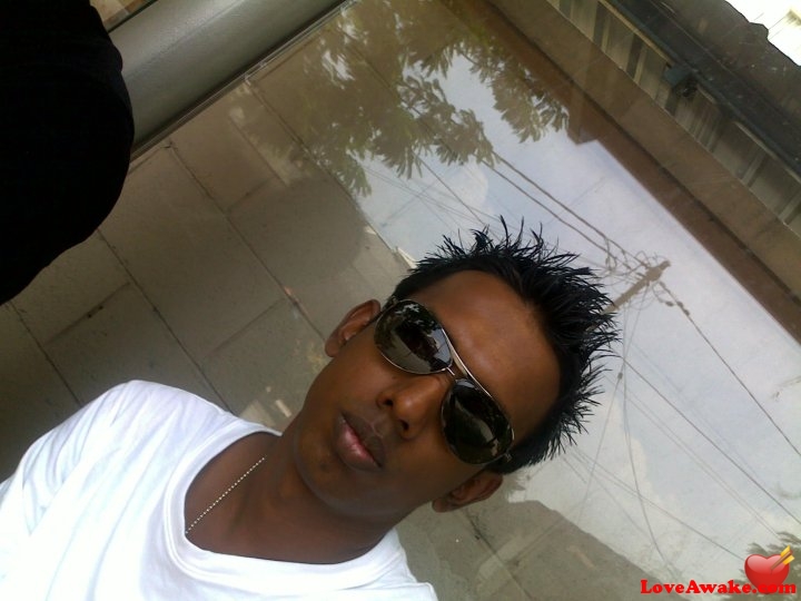 kawwa100 Sri Lankan Man from Gampaha