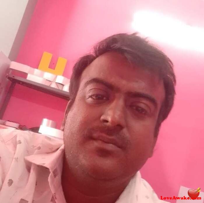 sivarnaren33 Canadian Man from Toronto