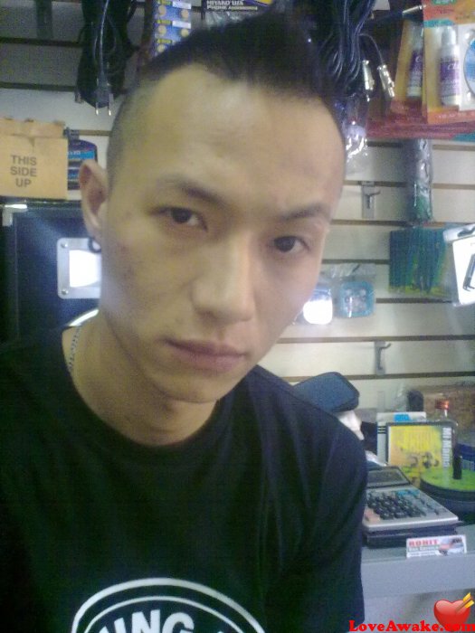 dysw1 Suriname Man from Paramaribo