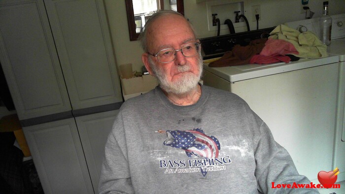chuck669 American Man from Buffalo