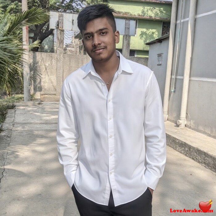Navan34 Bangladeshi Man from Chittagong