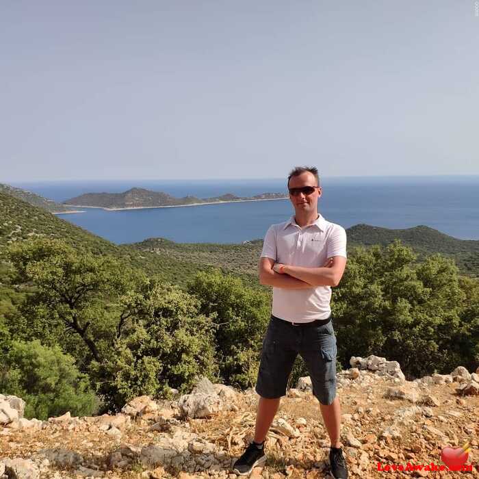 ext700 Russian Man from Moscow
