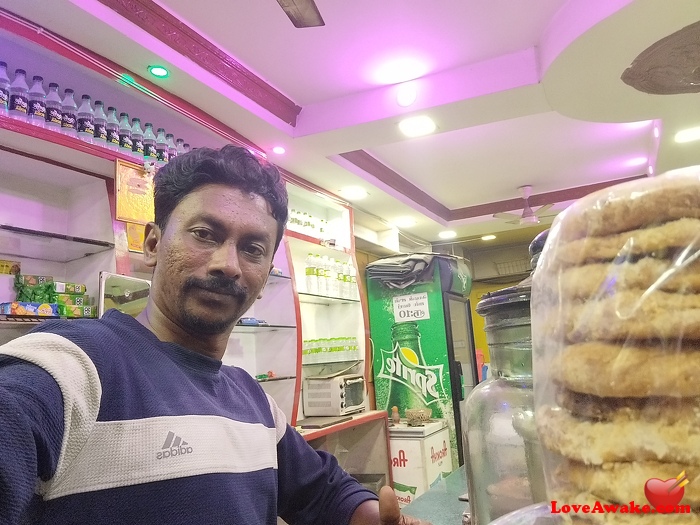 shirpionline Indian Man from Dindigul