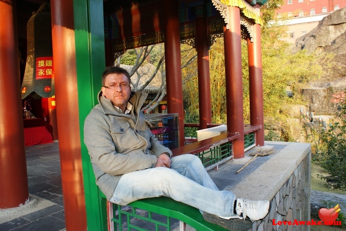ChrisBCN Chinese Man from Nanchang