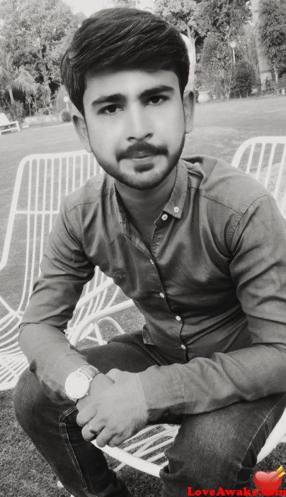 nadirkhna00 Pakistani Man from Hyderabad