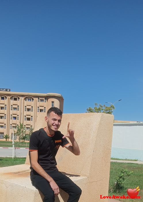 Yahiarouahna Algerian Man from Alger (Algiers)