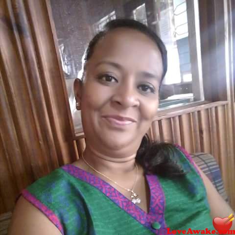 shellyasma Fiji Woman from Suva