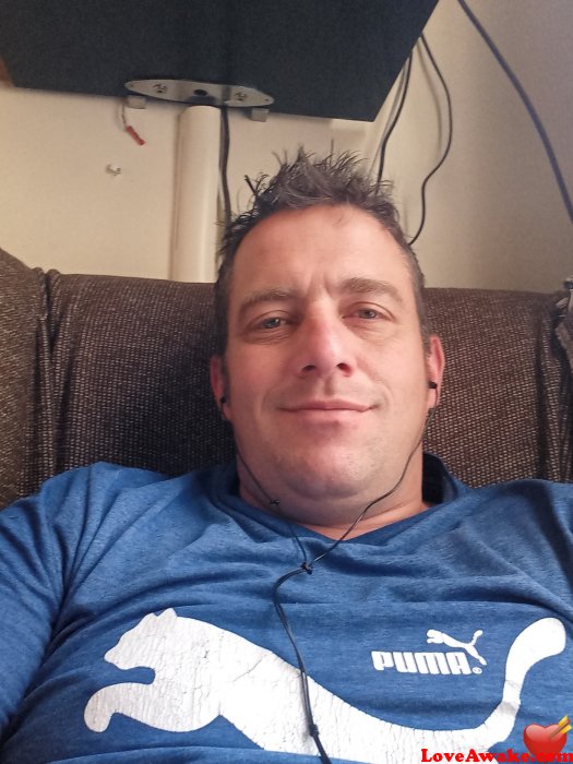 Dean911 UK Man from Barrow-upon-Humber