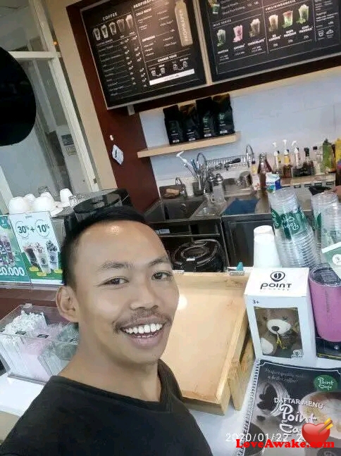 pemujamu26 Indonesian Man from Anyer Kidul