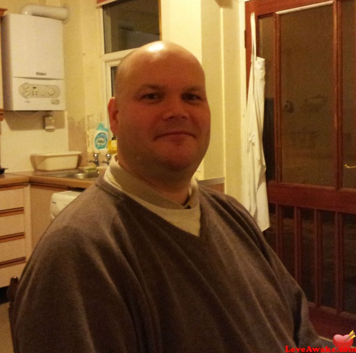 shine70 UK Man from Huyton-with-Roby