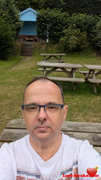 Wojtek71 UK Man from Slough