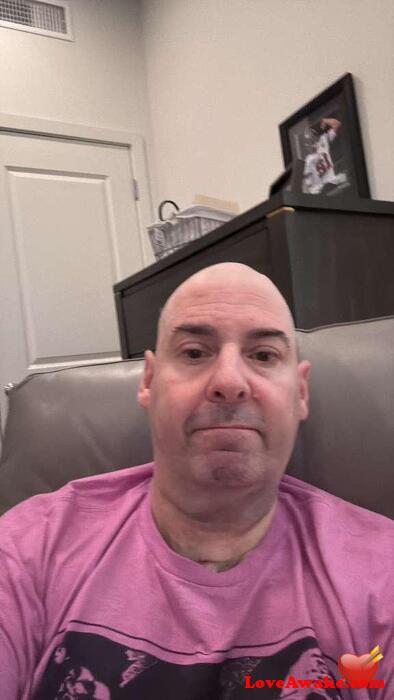Ronmark55 American Man from Santa Clarita