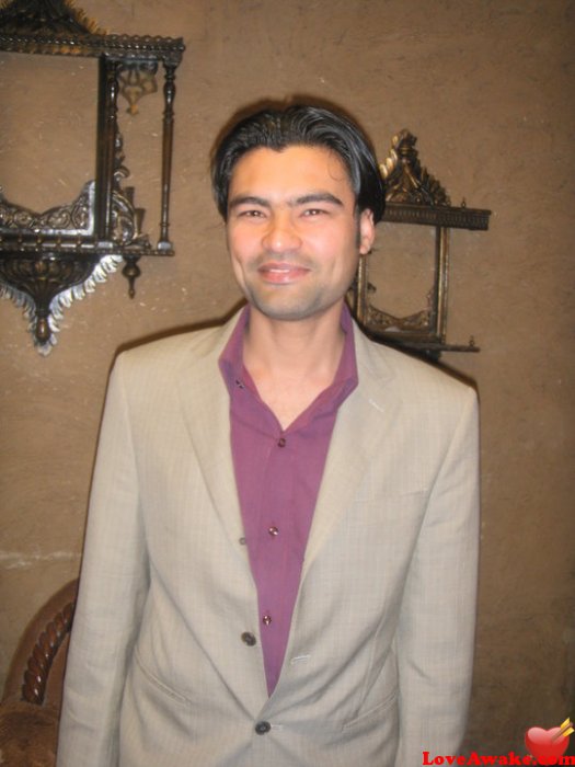 Gillani-G Pakistani Man from Lahore