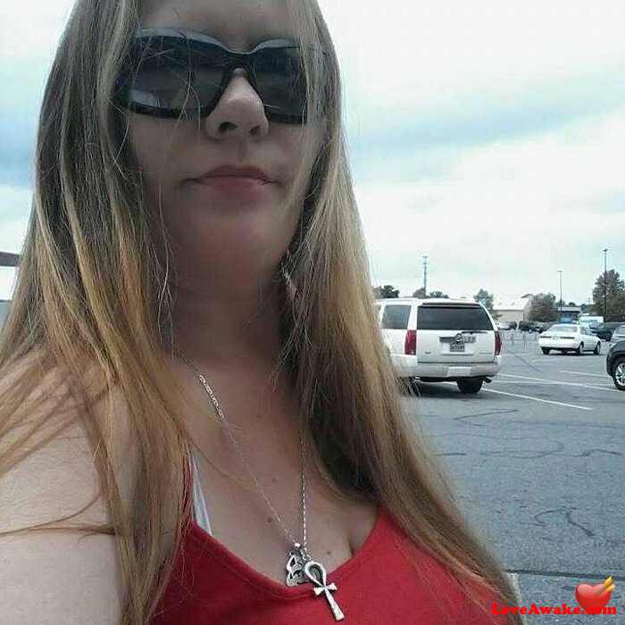 LINDAPHILZ American Woman from Pepperell