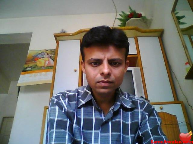 satish98 Indian Man from Rajkot