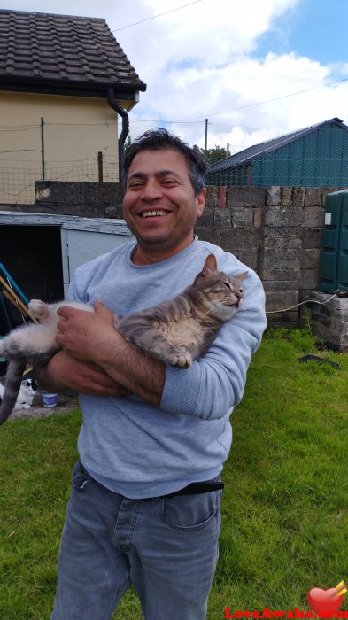 Catandcat Irish Man from Longford