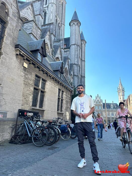 Edress Belgian Man from Antwerp