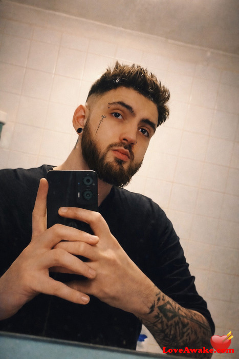 jlewcam97 UK Man from Worthing