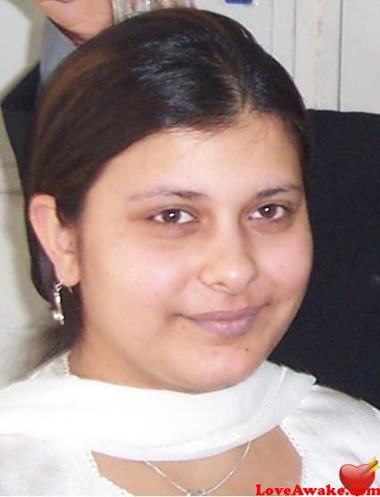 Rose456 Pakistani Woman from Lahore