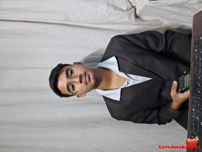 Daksb001 Indian Man from New Delhi