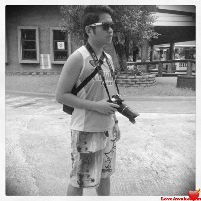geoffrix Filipina Man from Manila