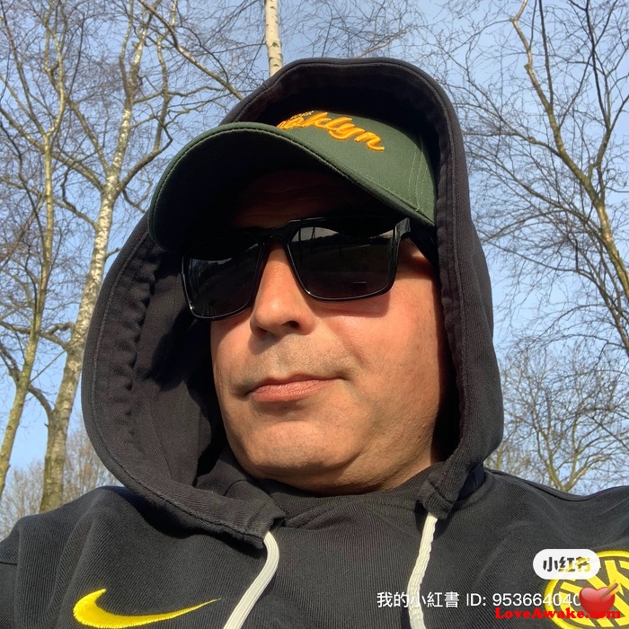 zioteo79797979 Italian Man from Milan = Milano