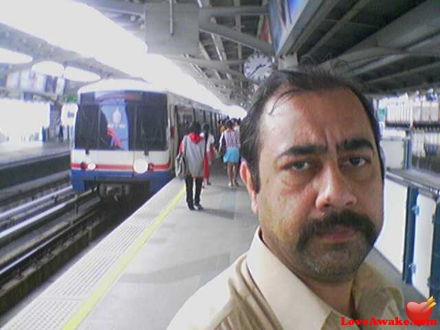 seed786 Thai Man from Bangkok