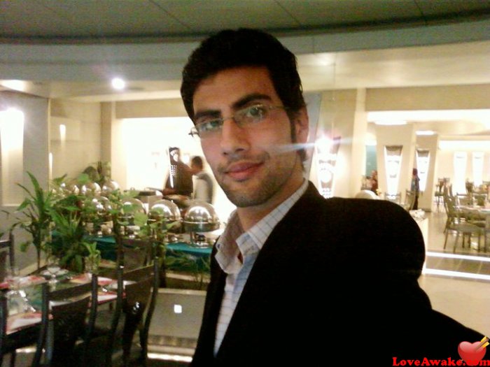 Ayoow Pakistani Man from Lahore