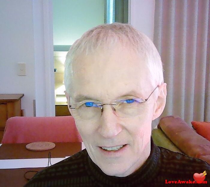 SirPrizePackage Australian Man from Brisbane