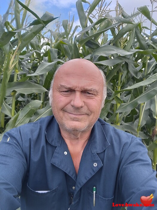 Farmer68 Canadian Man from Timmins