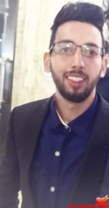Haxmza Pakistani Man from Lahore