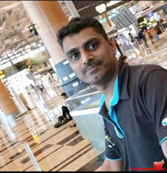 Mk9699 Singapore Man from Ubi