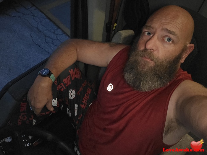 BeardedTnDadBod American Man from Hixson