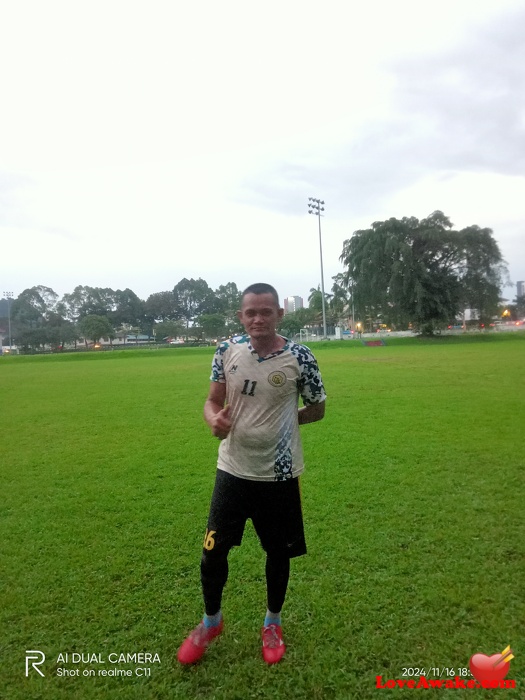 Azmirrr Malaysian Man from Ipoh