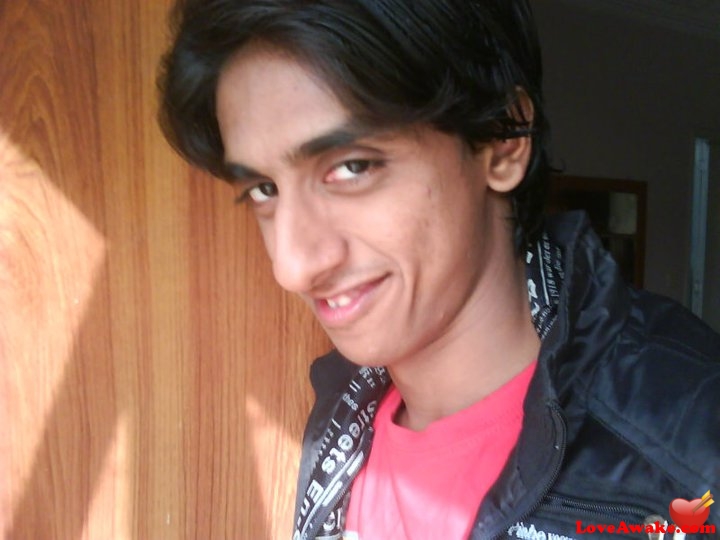 sweetguy39 Pakistani Man from Karachi