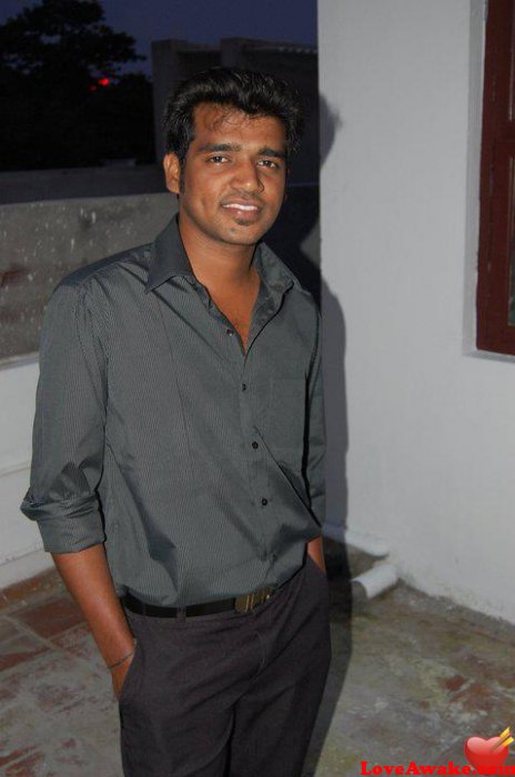 Dipple Indian Man from Pondicherry