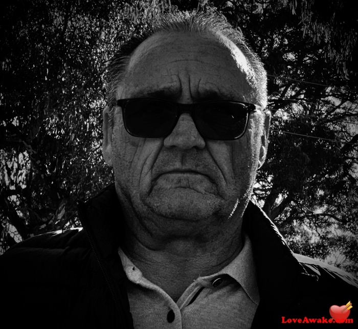 Icanifulike Australian Man from Adelaide