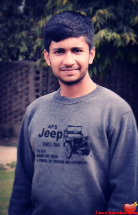 Usama-786 Pakistani Man from Lahore