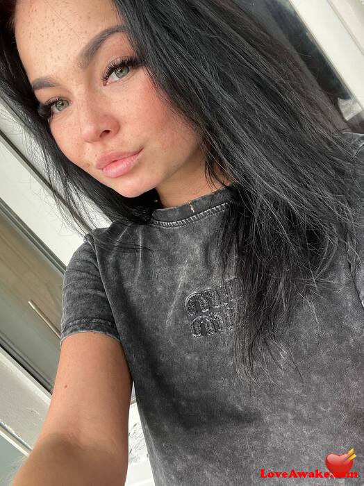 Kseniaksu German Woman from Hamburg