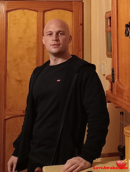 martineng24 UK Man from Dudley