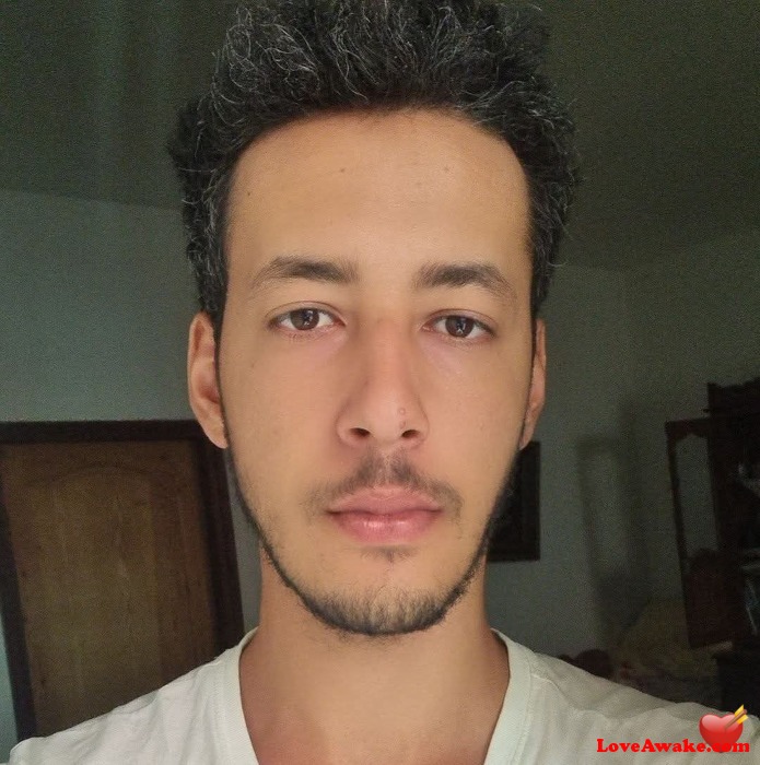 hamdi4-beep Tunisian Man from Bizerte