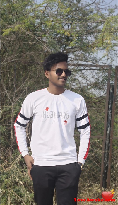 Nadh20 Indian Man from Hyderabad