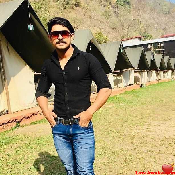 newsite Indian Man from New Delhi