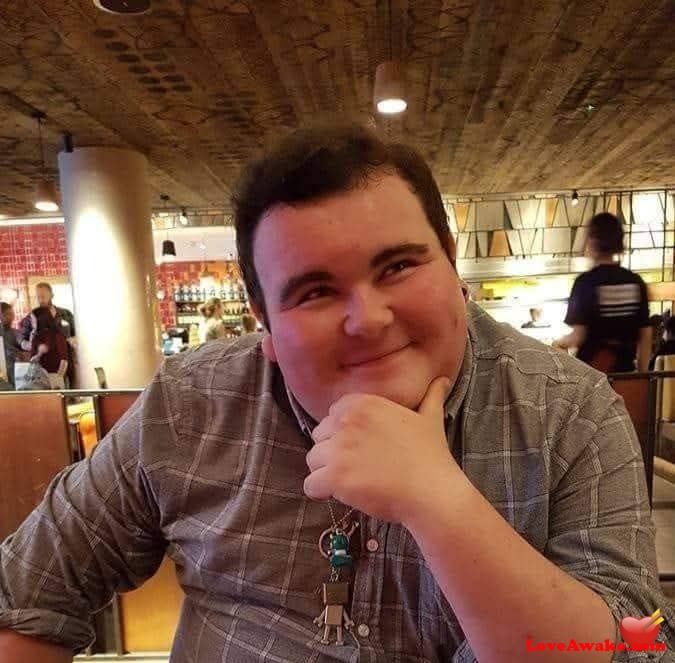Robertdw113 UK Man from Becontree