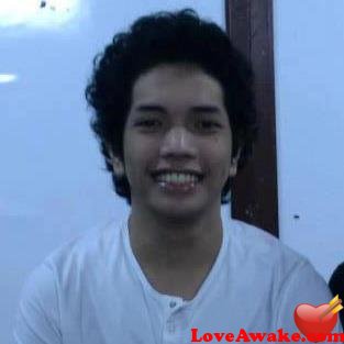 ener Filipina Man from Manila