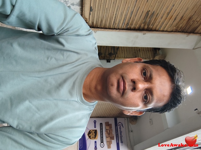 Piyush1685 Indian Man from Bilimora